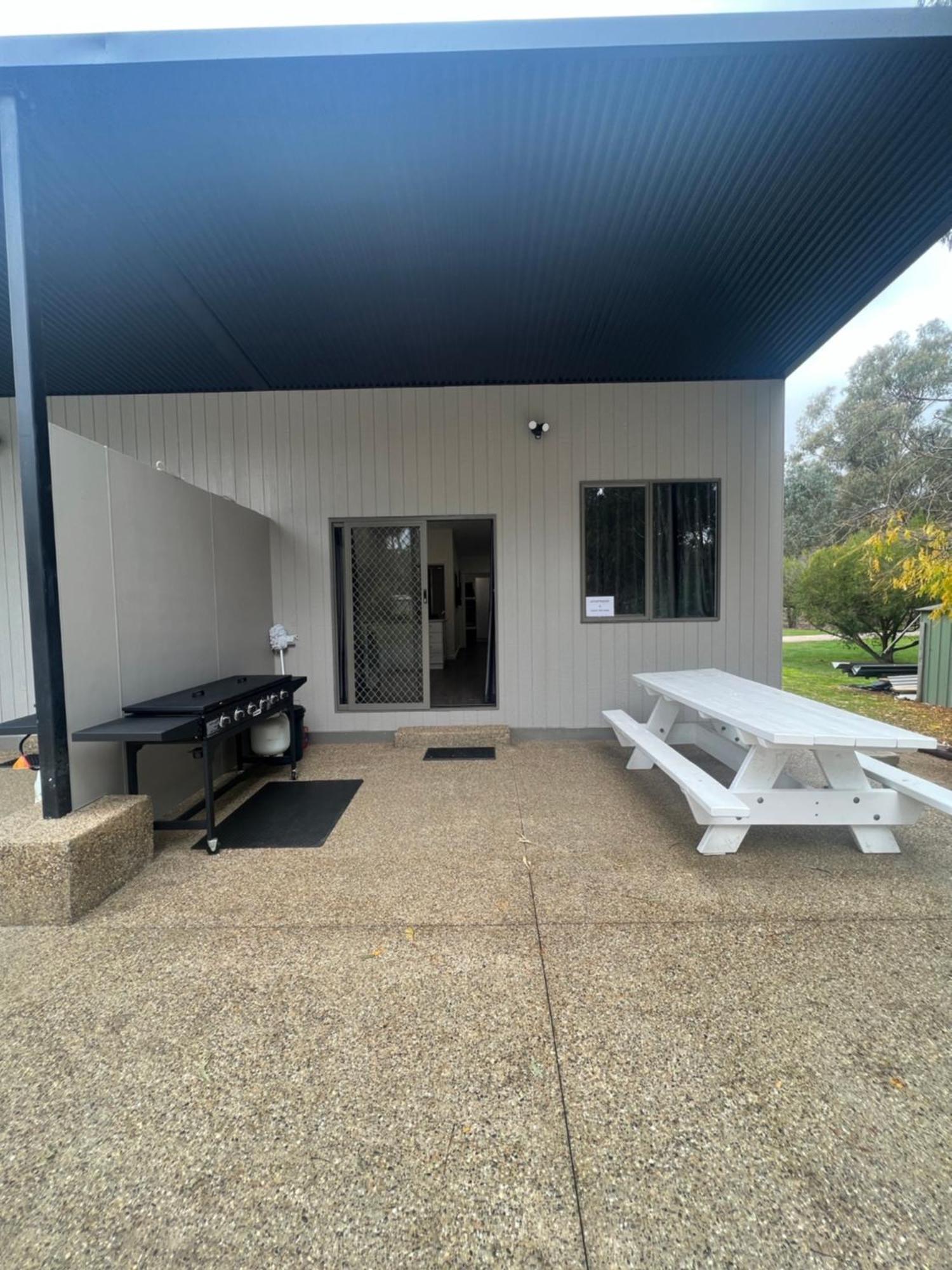 Murray River Hideaway Holiday Park Strathmerton Exterior photo